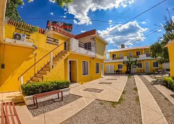 Hotel Estancia Moreno hotel thumbnail 4