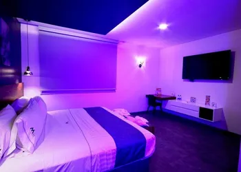 Hotel Boutique M Black hotel thumbnail 6