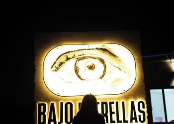 Bajo Estrellas Hotel Contemporáneo hotel thumbnail 2