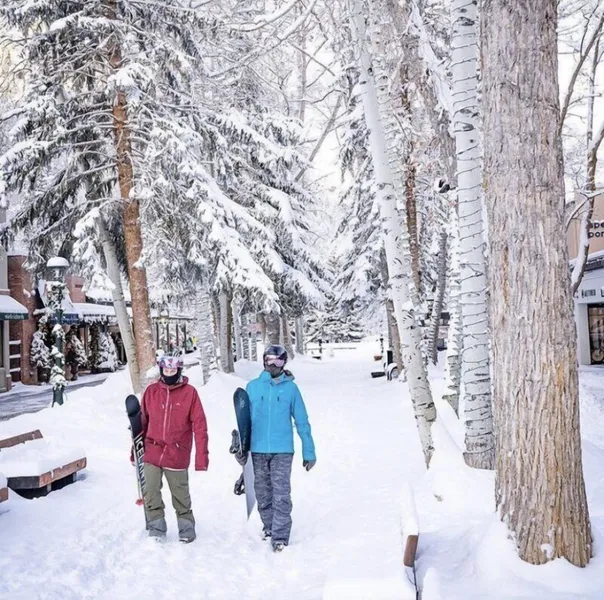 Luxury 3 Bedroom Downtown Aspen Vacation Rental With Amenities Including Heated Pool, Hot Tubs, Game Room and Spa hotel detail image 6