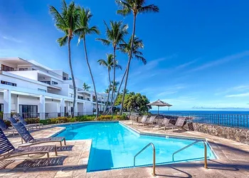 Wyndham Royal Sea Cliff Resort hotel thumbnail 4