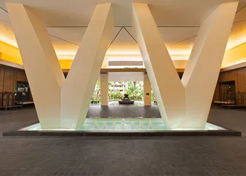 Real Select at the Ritz Carlton Residences, Waikiki Beach hotel thumbnail 2