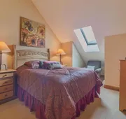 2 Bedroom Colorado Vacation Rental situated in River Run Village Steps from the Summit Express Gondola hotel detail image 7
