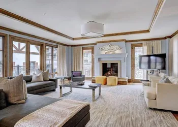 Platinum 3 Bedroom Vacation Rental in the Heart of Vail hotel thumbnail 6