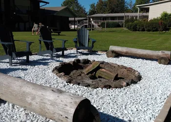 Blue Sky Inn hotel thumbnail 2