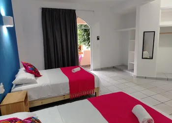 Casa Cacaluta hotel thumbnail 3