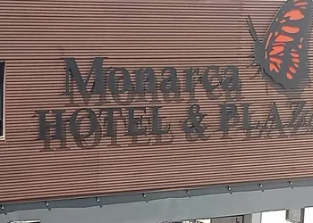 Monarca Hotel & Plaza hotel thumbnail 3