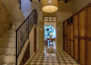 Luxury Historic 5BR Boutique hotel hotel thumbnail 8