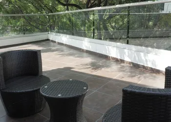 Suites del Valle hotel thumbnail 2