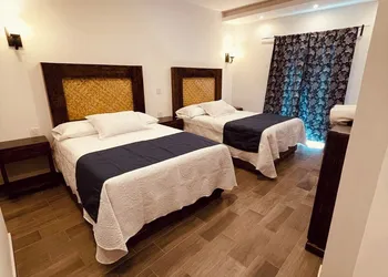Gran Hotel Yacatas hotel thumbnail 2