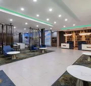 La Quinta Inn & Suites By Wyndham San Antonio At The Rim hotel detail image 4
