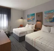 La Quinta Inn & Suites By Wyndham San Antonio At The Rim hotel detail image 7