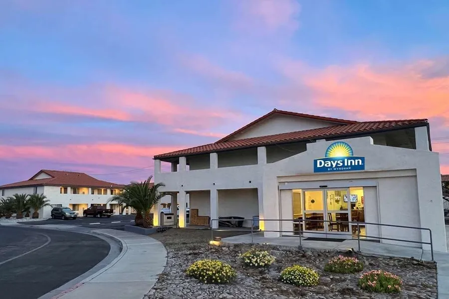 Days Inn by Wyndham Ridgecrest near China Lake Naval Station hotel detail image 2
