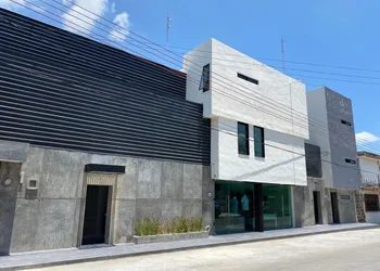 huasteca EM suites hotel thumbnail 2