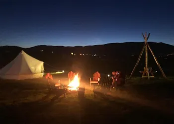 Lago Valle Wine Glamping hotel thumbnail 5