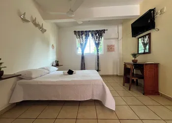 hotel real juquilita hotel thumbnail 3