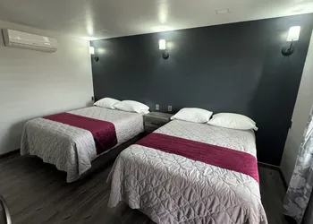 Rel-X Inn hotel thumbnail 8