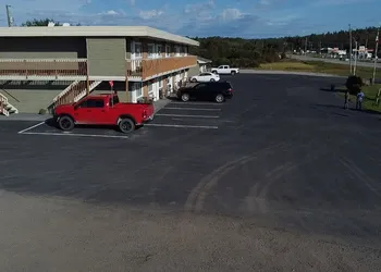 White River Motel hotel thumbnail 3