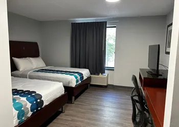 Clemmons inn & suites hotel thumbnail 2