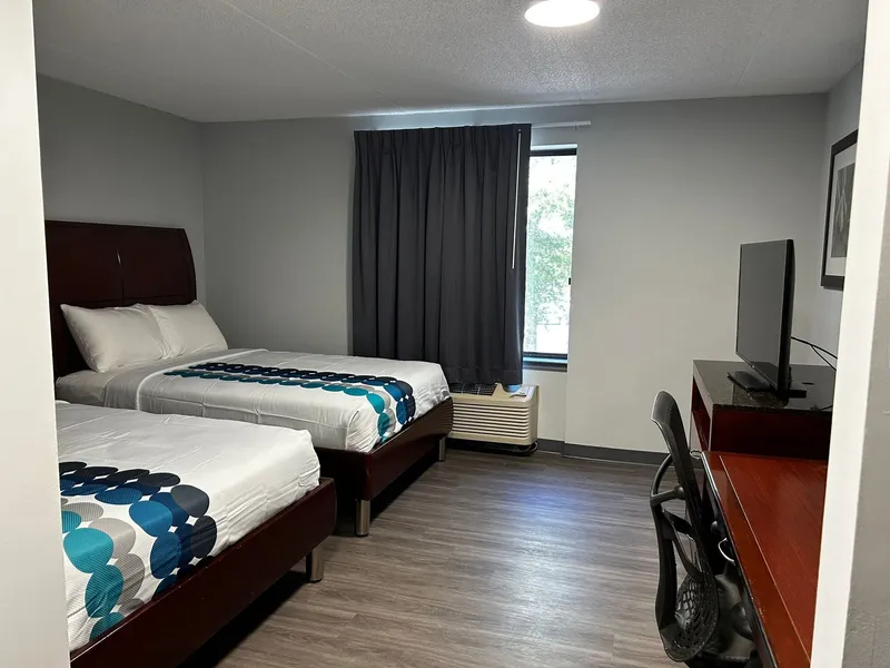 Clemmons inn & suites hotel detail image 2