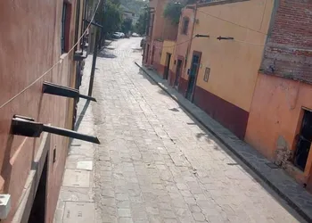 Hotel la casita hotel thumbnail 2