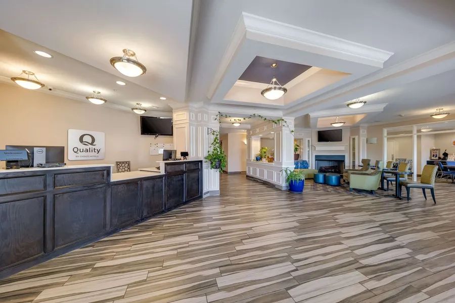Quality Inn & Suites Ardmore hotel detail image 6
