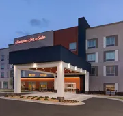 Hampton Inn & Suites Little Rock Airport hotel detail image 3