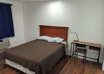 K&E Motor Inn hotel thumbnail 6