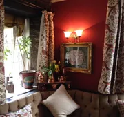 The Black Swan hotel detail image 4