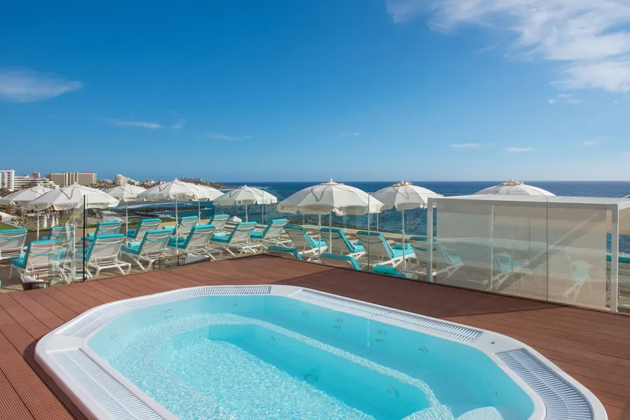 Iberostar Waves Bouganville Playa hotel detail image 2