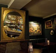 The White Hart hotel detail image 5