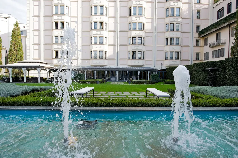 Grand Visconti Palace hotel detail image 2