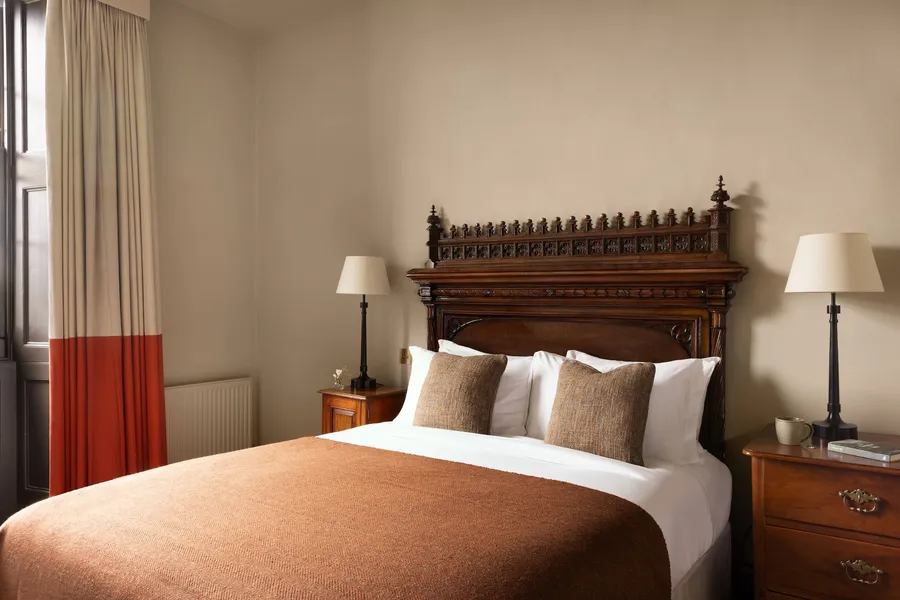 New Park Manor hotel detail image 6