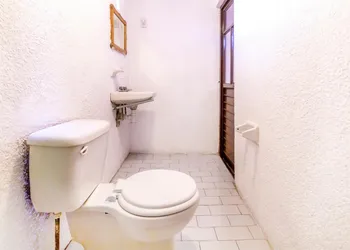 OYO Hotel La Luna Templo de Santo Domingo de GuzmÃ¡n hotel thumbnail 4