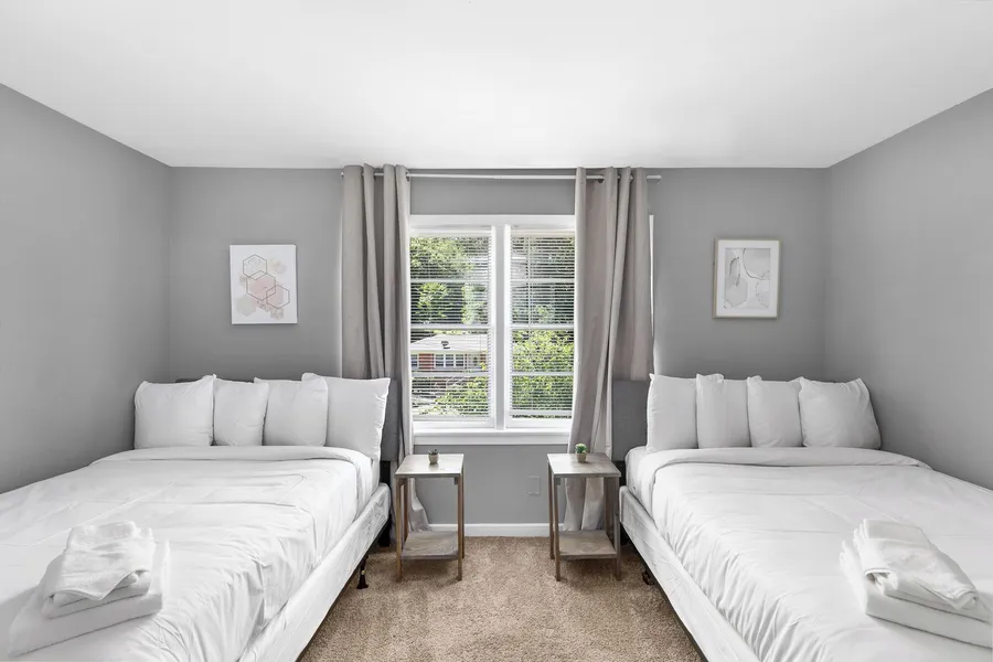 Beds on Broadmoor Two Units hotel detail image 6