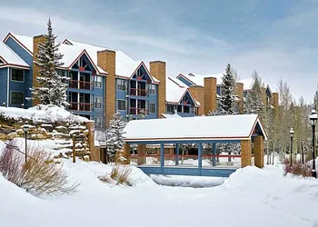 River Mountain Lodge hotel thumbnail 3