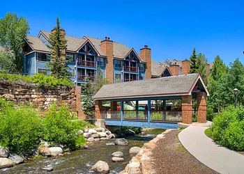 River Mountain Lodge hotel thumbnail 5