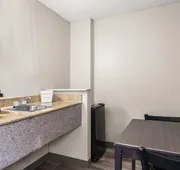 Quality Inn Jacksonville - Orange Park near Naval Air Station hotel detail image 4