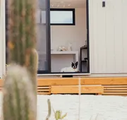 Leonoch containers hotel detail image 4