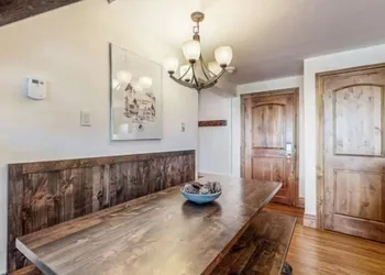 Luxury Ski In, Ski Out 1 Bedroom Condo in Lionshead Village hotel thumbnail 7