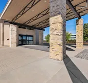 Clarion Pointe Milwaukee Airport hotel detail image 4