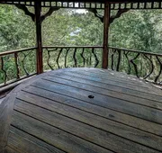Beautiful Northwoods Getaway hotel detail image 5
