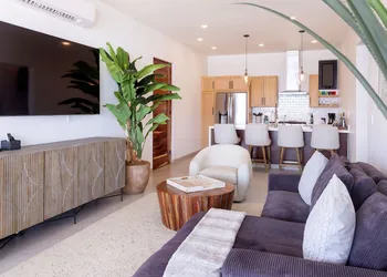 The Cove at Cerritos hotel thumbnail 7