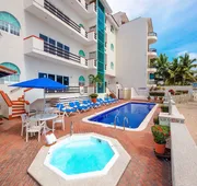 WIVC Casa de la Playa Condo - Literally on the Beach with Swimming Pool & Jacuzzi hotel detail image 3