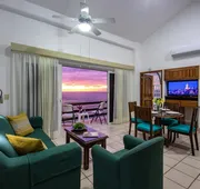 WIVC Casa de la Playa Condo - Literally on the Beach with Swimming Pool & Jacuzzi hotel detail image 7