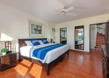 WIVC Conchas Chinas Condo - Stunning Ocean & Mountain Views, Close To The Beach & Romantic Zone hotel thumbnail 4