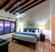 WIVC Conchas Chinas Condo - Stunning Ocean & Mountain Views, Close To The Beach & Romantic Zone hotel detail image 5