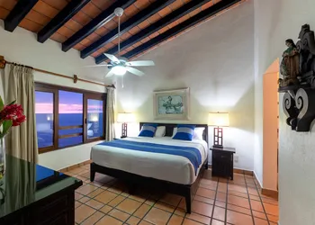 WIVC Conchas Chinas Condo - Stunning Ocean & Mountain Views, Close To The Beach & Romantic Zone hotel thumbnail 5