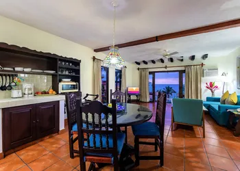 WIVC Conchas Chinas Condo - Stunning Ocean & Mountain Views, Close To The Beach & Romantic Zone hotel thumbnail 7