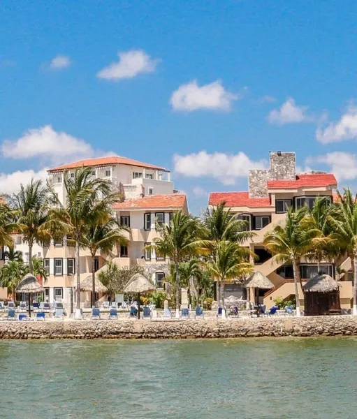 WIVC Coral Mar Resort- Amazing Hotel Zone & Lagoon Views, Enjoy the Tropical Breeze hotel detail image 2